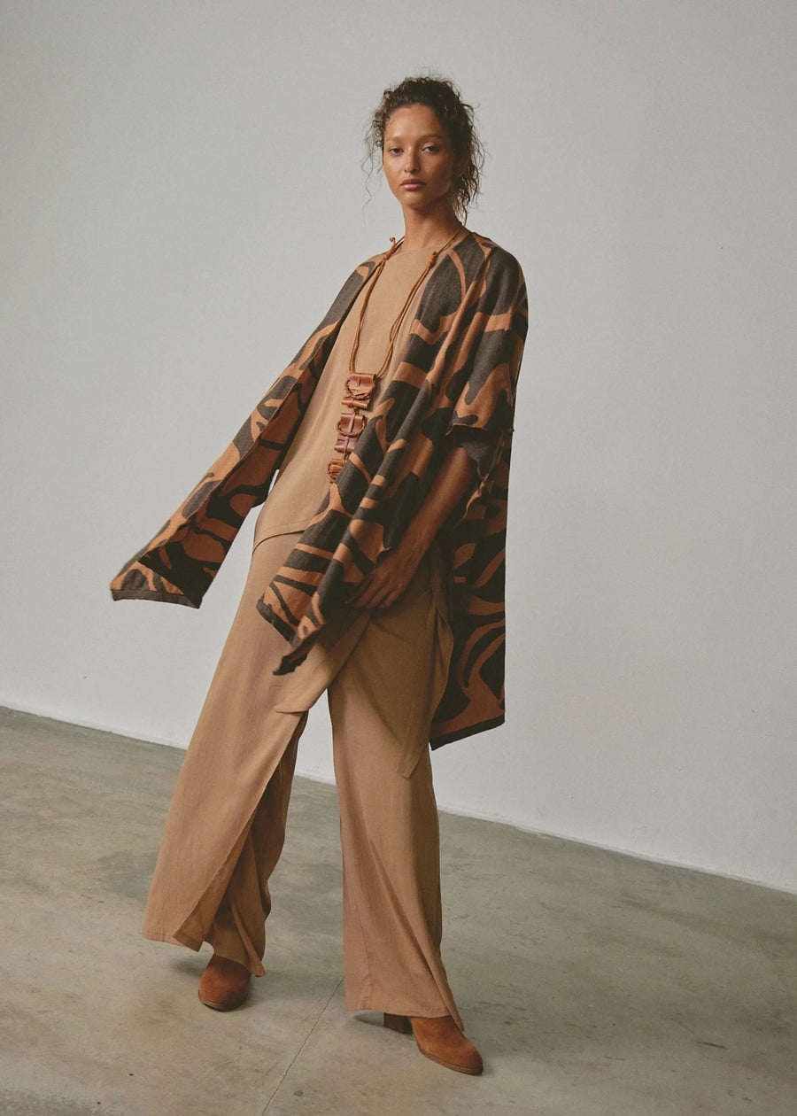 Capa doble faz Raíz Etérea