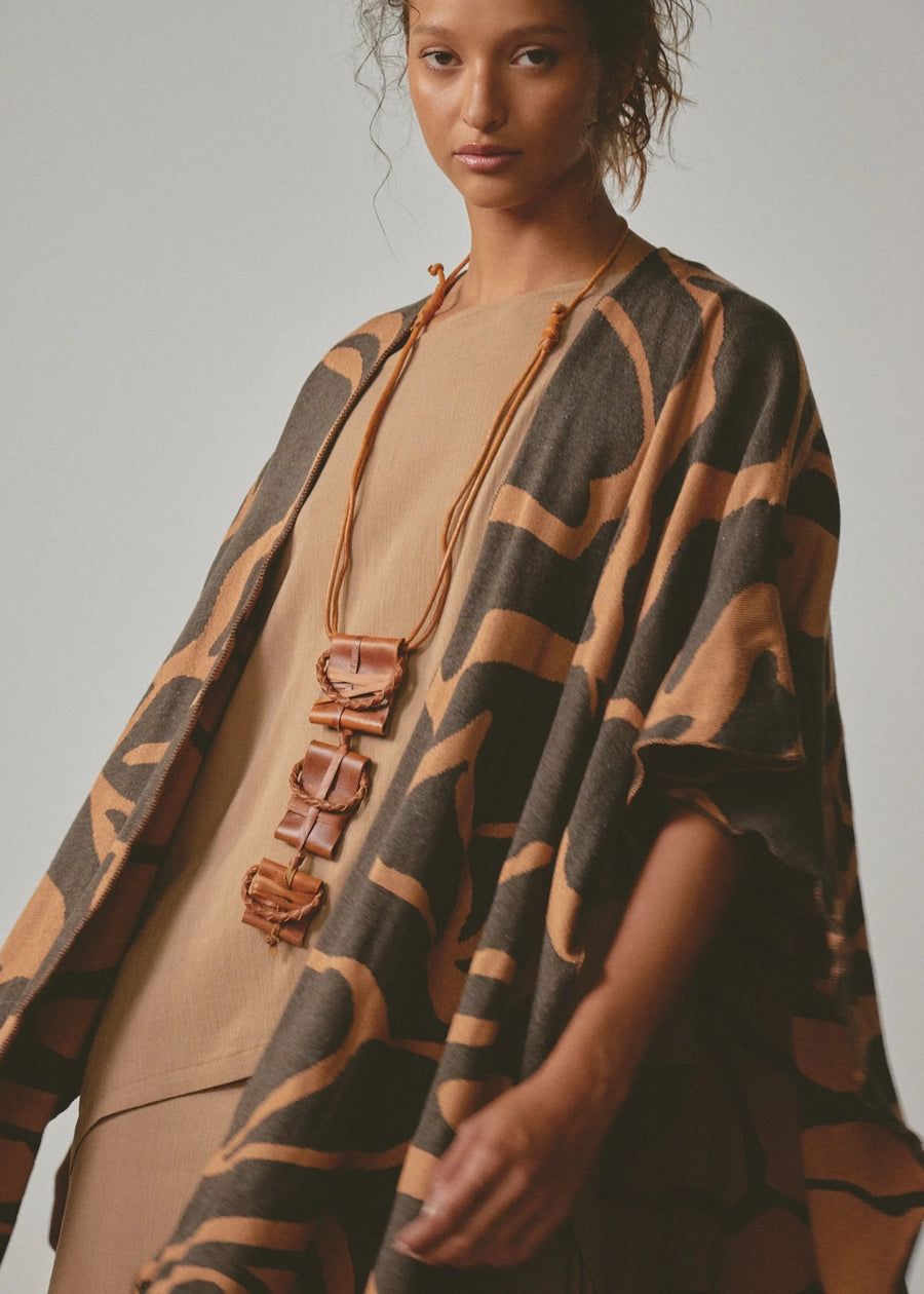 Capa doble faz Raíz Etérea