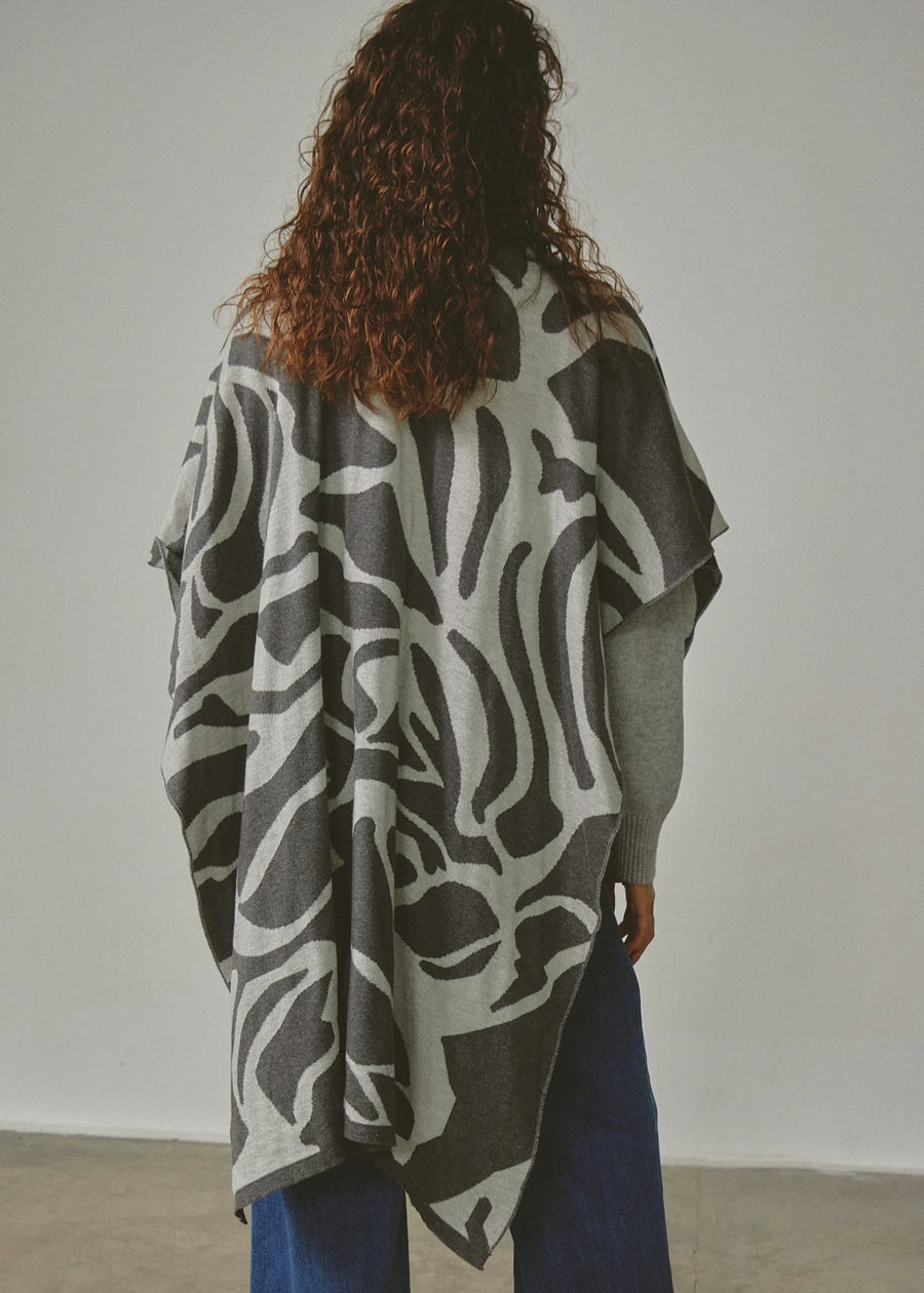 Capa doble faz Raíz Etérea