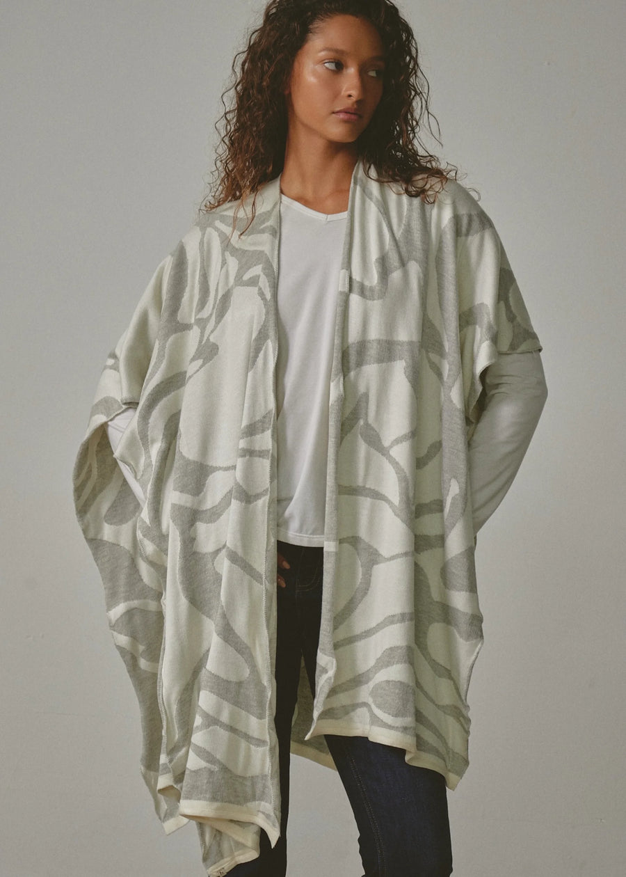 Capa doble faz Raíz Etérea